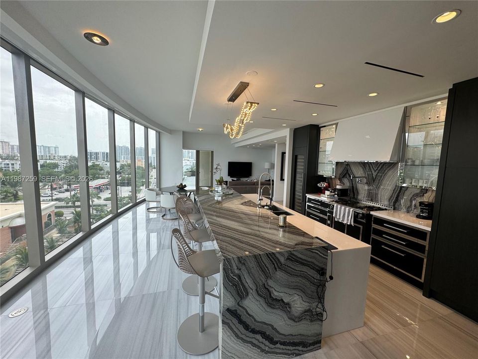 For Sale: $9,100,000 (4 beds, 6 baths, 0 Square Feet)