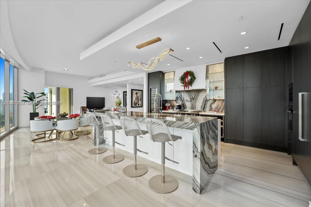 For Sale: $9,100,000 (4 beds, 6 baths, 0 Square Feet)