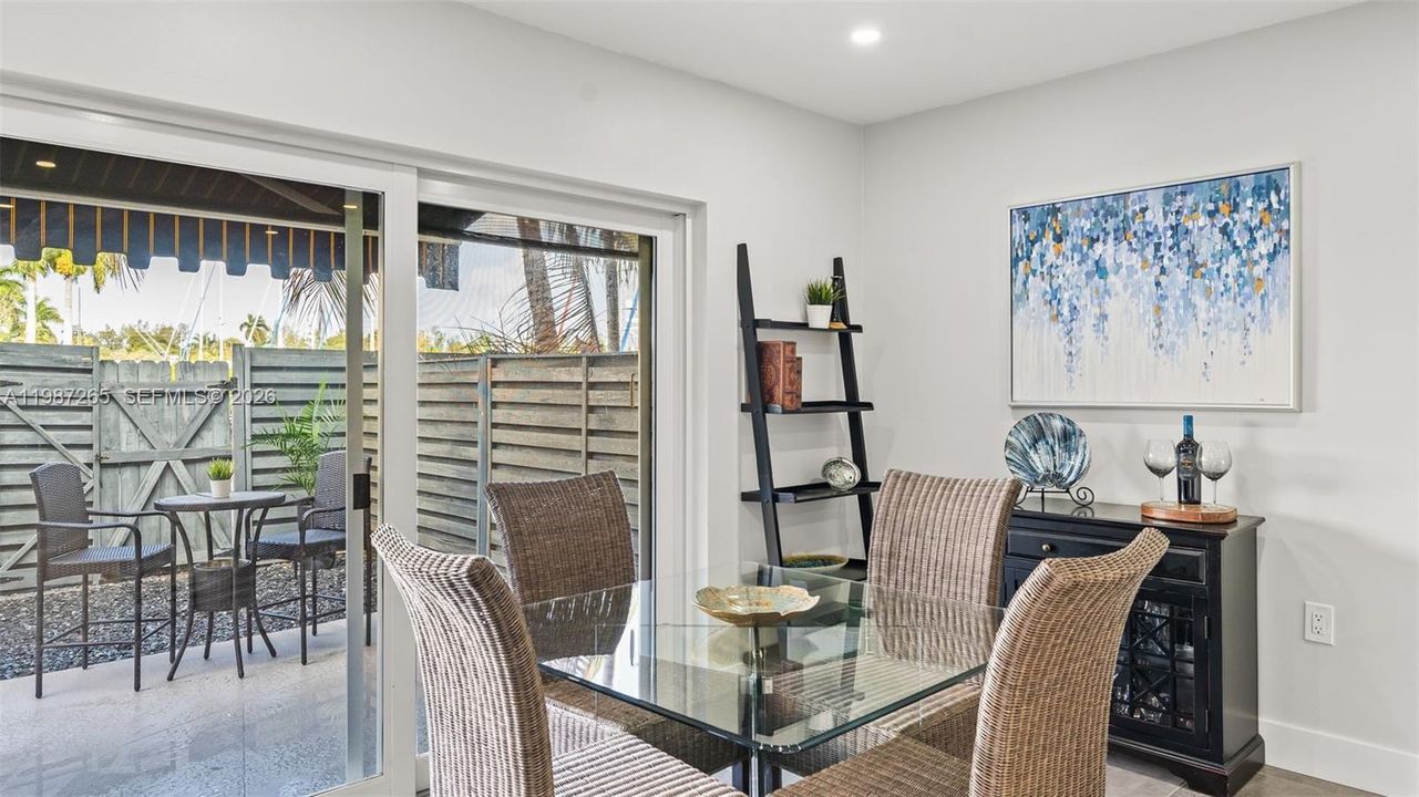 En Venta: $499,000 (2 camas, 1 baños, 1035 Pies cuadrados)