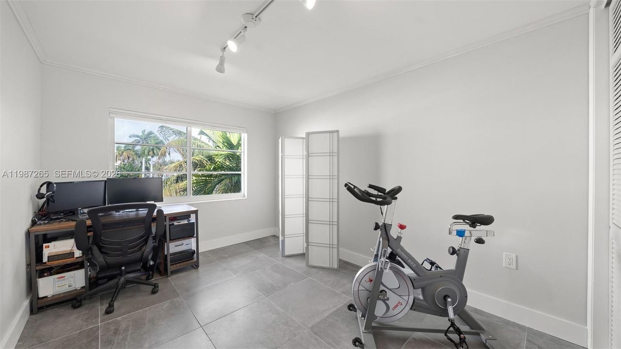 Large second bedroom