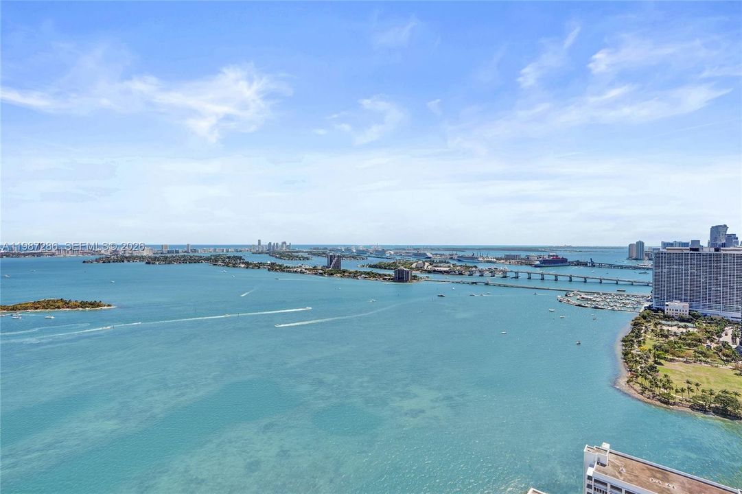 На продажу: $5,995,000 (5 спален, 5 ванн, 3966 Квадратных фут)