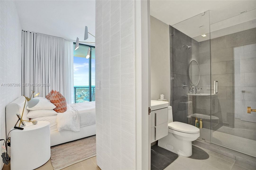 На продажу: $5,995,000 (5 спален, 5 ванн, 3966 Квадратных фут)