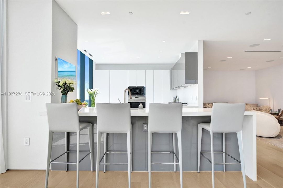 На продажу: $5,995,000 (5 спален, 5 ванн, 3966 Квадратных фут)