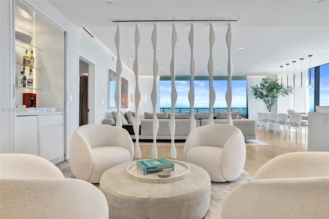 На продажу: $5,995,000 (5 спален, 5 ванн, 3966 Квадратных фут)