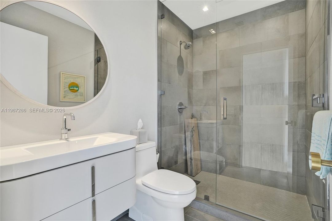 На продажу: $5,995,000 (5 спален, 5 ванн, 3966 Квадратных фут)