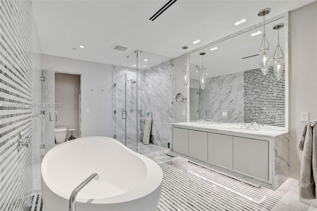 На продажу: $5,995,000 (5 спален, 5 ванн, 3966 Квадратных фут)