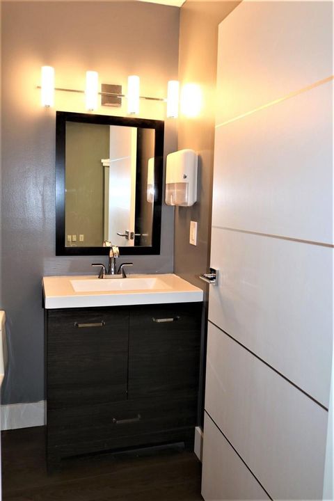 BATROOM