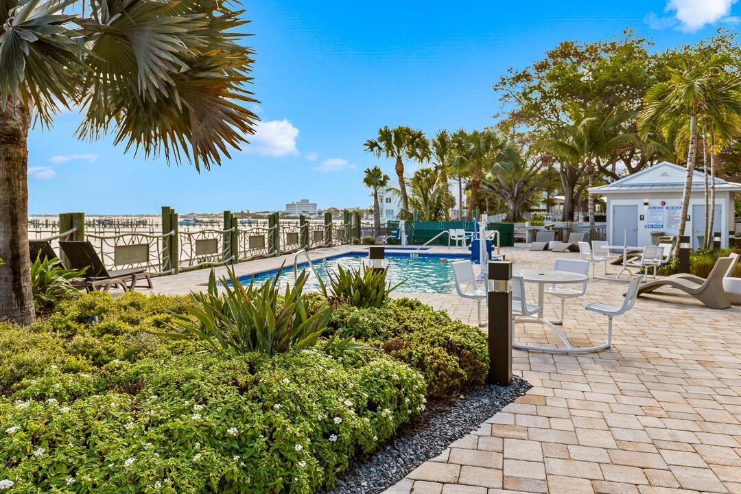 41 SW Seminole Street #307-15
