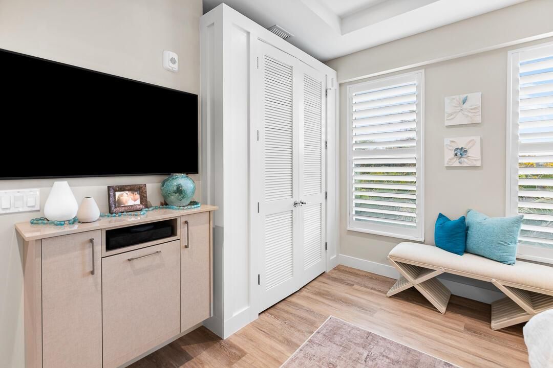41 SW Seminole Street #307-32