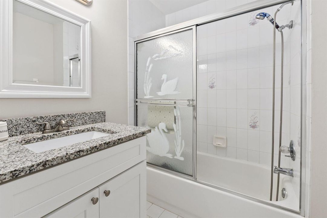 2nd Bathroom