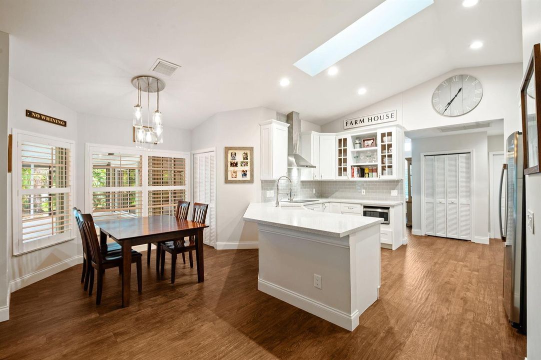 13-web-or-mls-1738-lindsey-ct