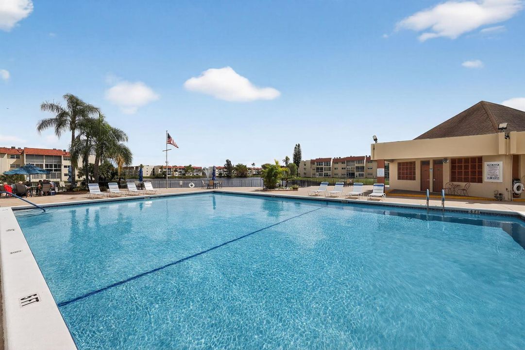 02_8051_Sunrise_Lakes_Dr_N_unit_307_Sunr