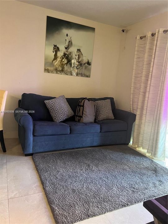 For Sale: $189,000 (1 beds, 1 baths, 504 Square Feet)