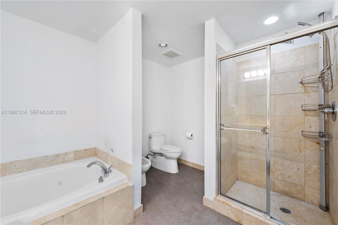 For Sale: $775,000 (3 beds, 3 baths, 1849 Square Feet)