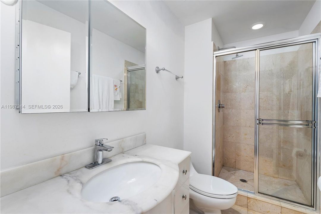 For Sale: $775,000 (3 beds, 3 baths, 1849 Square Feet)