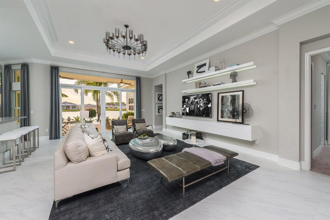 Julia Model Home