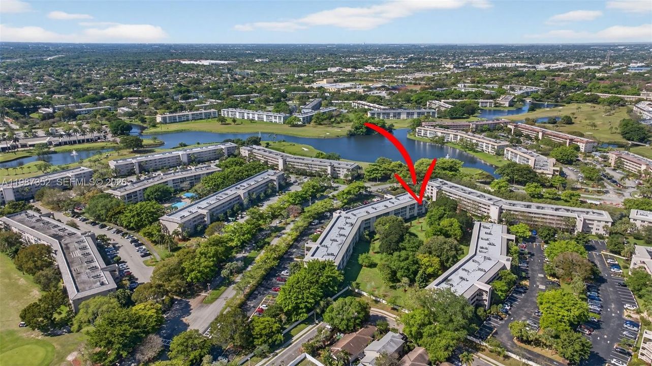 Golf, walking paths and benches, and nature