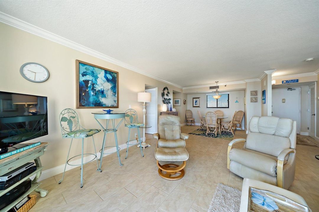 008-100OceanTrailWay609-Jupiter-FL-SMALL