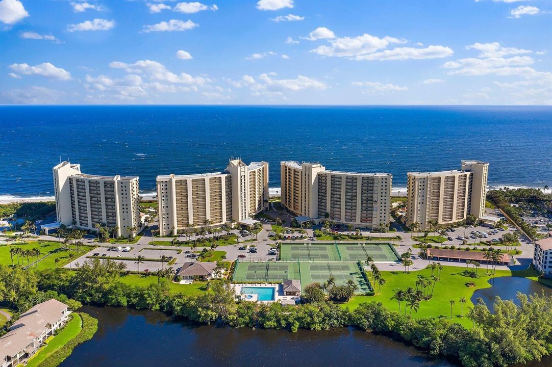 044-100OceanTrailWay609-Jupiter-FL-SMALL