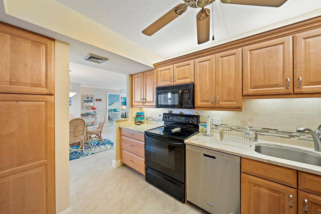 014-100OceanTrailWay609-Jupiter-FL-SMALL