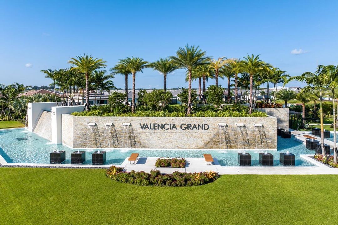 Valencia Grand