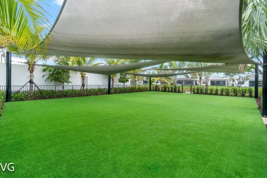 Valencia Grand