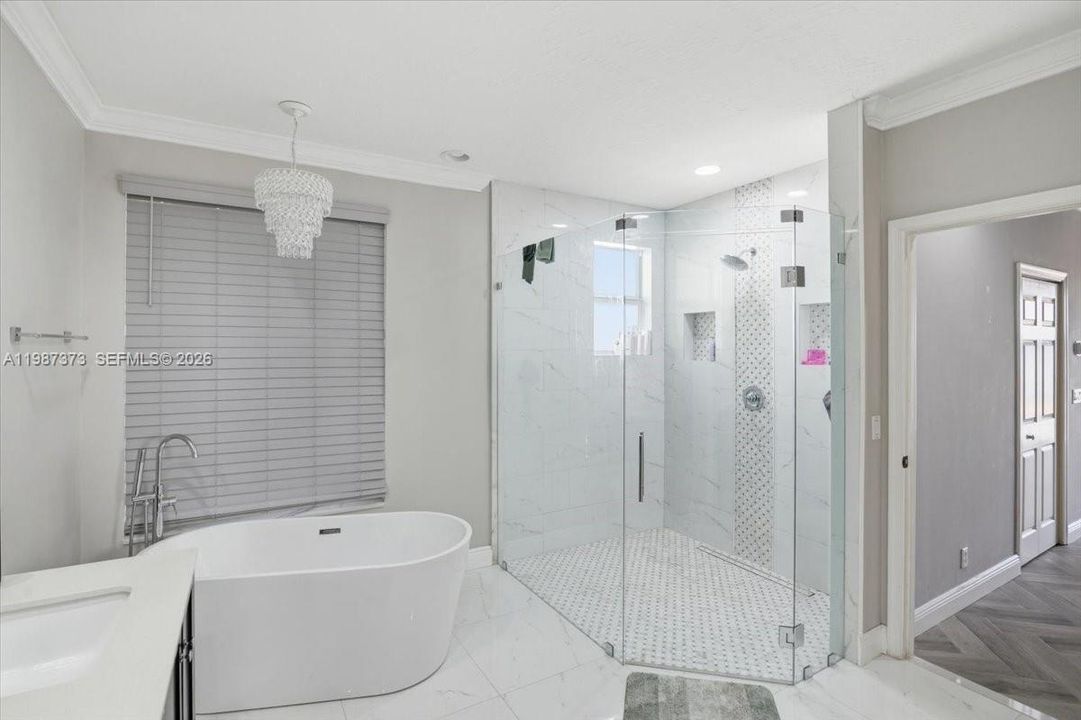 Active With Contract: $6,700 (5 beds, 3 baths, 3340 Square Feet)