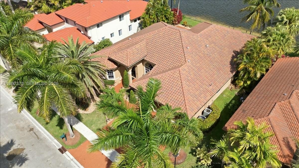 Active With Contract: $6,700 (5 beds, 3 baths, 3340 Square Feet)