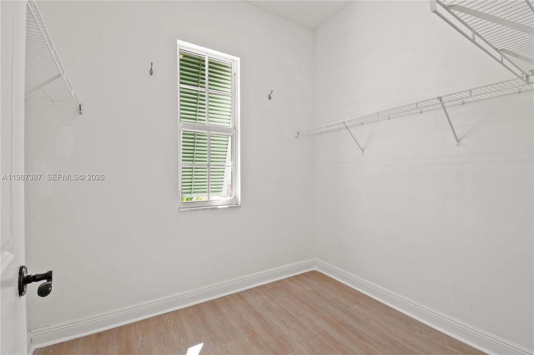Walk In Closet