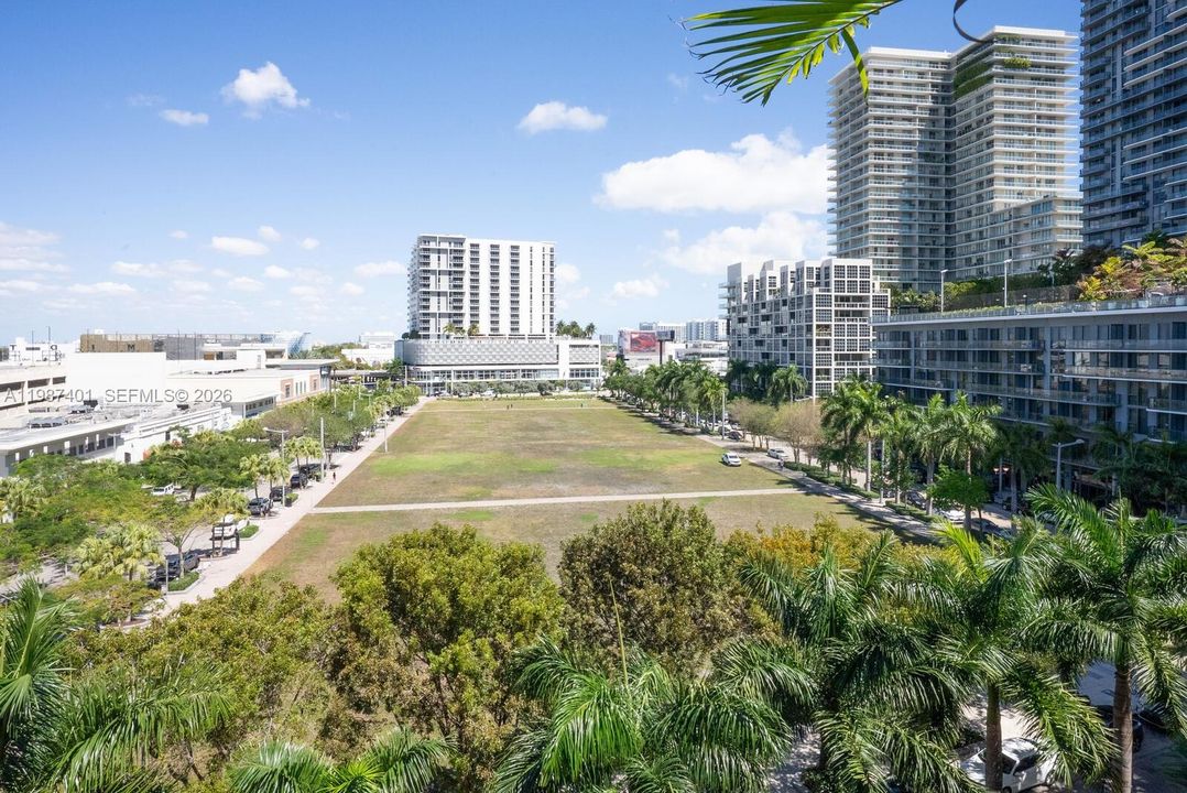 MIDBLOCK PARK