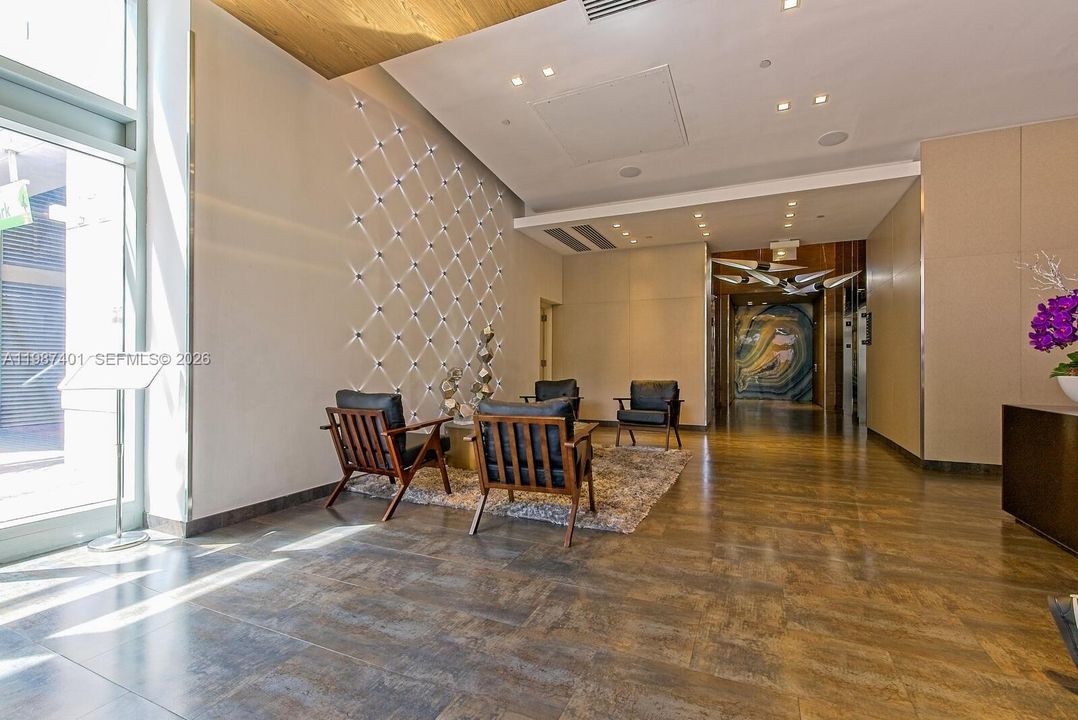 For Sale: $770,000 (2 beds, 2 baths, 1146 Square Feet)
