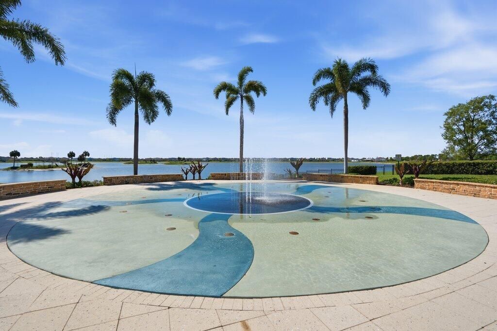 Community splash zone