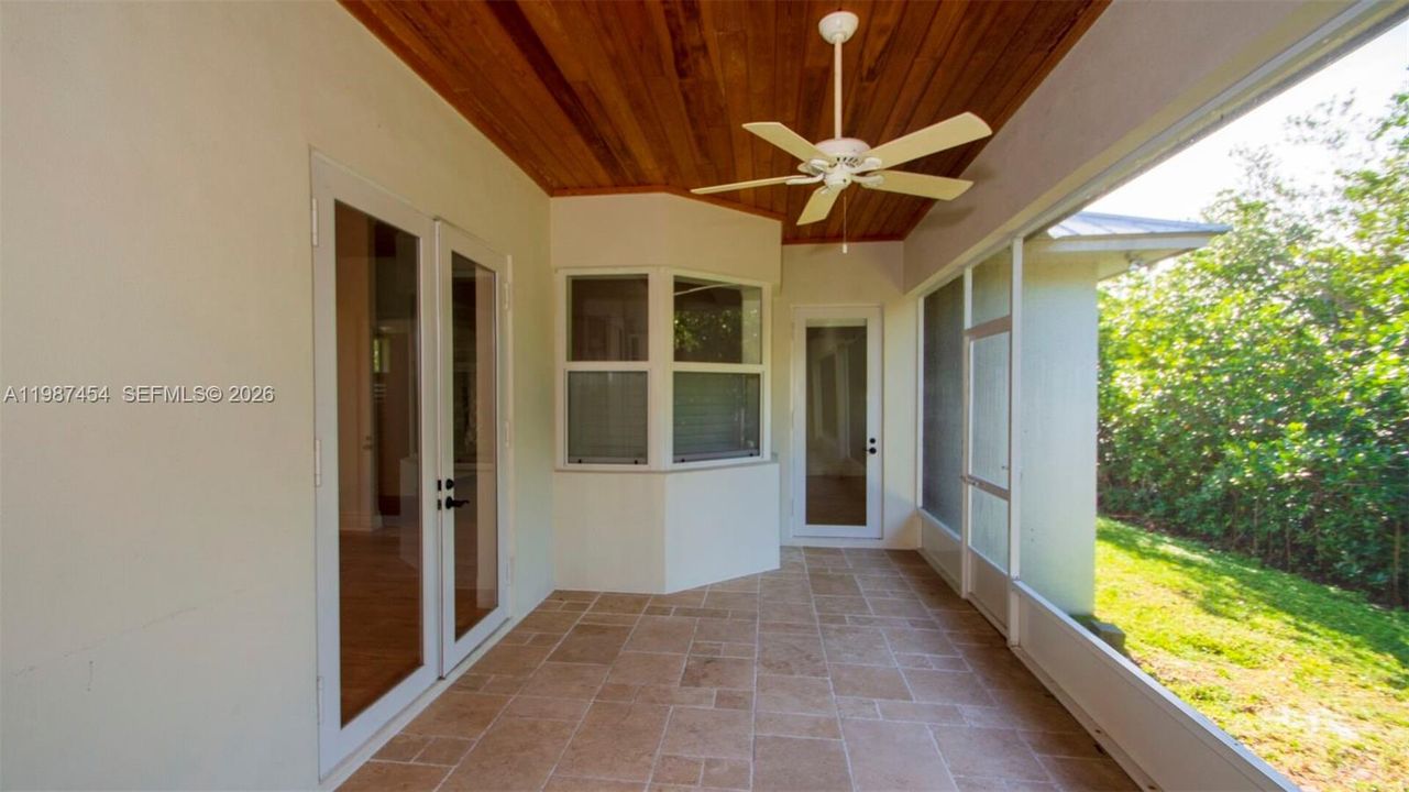 For Sale: $1,595,000 (4 beds, 3 baths, 2501 Square Feet)