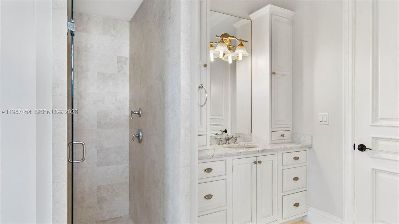 For Sale: $1,595,000 (4 beds, 3 baths, 2501 Square Feet)