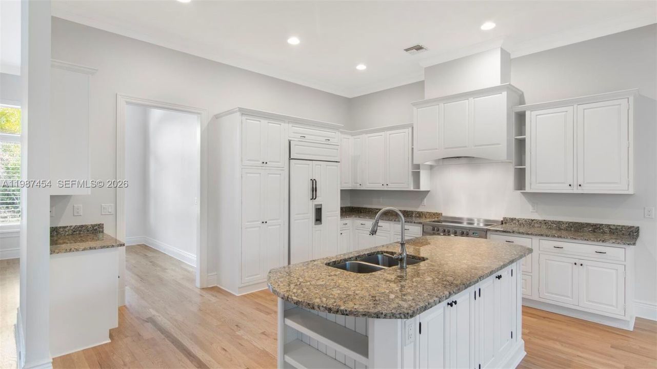 For Sale: $1,595,000 (4 beds, 3 baths, 2501 Square Feet)