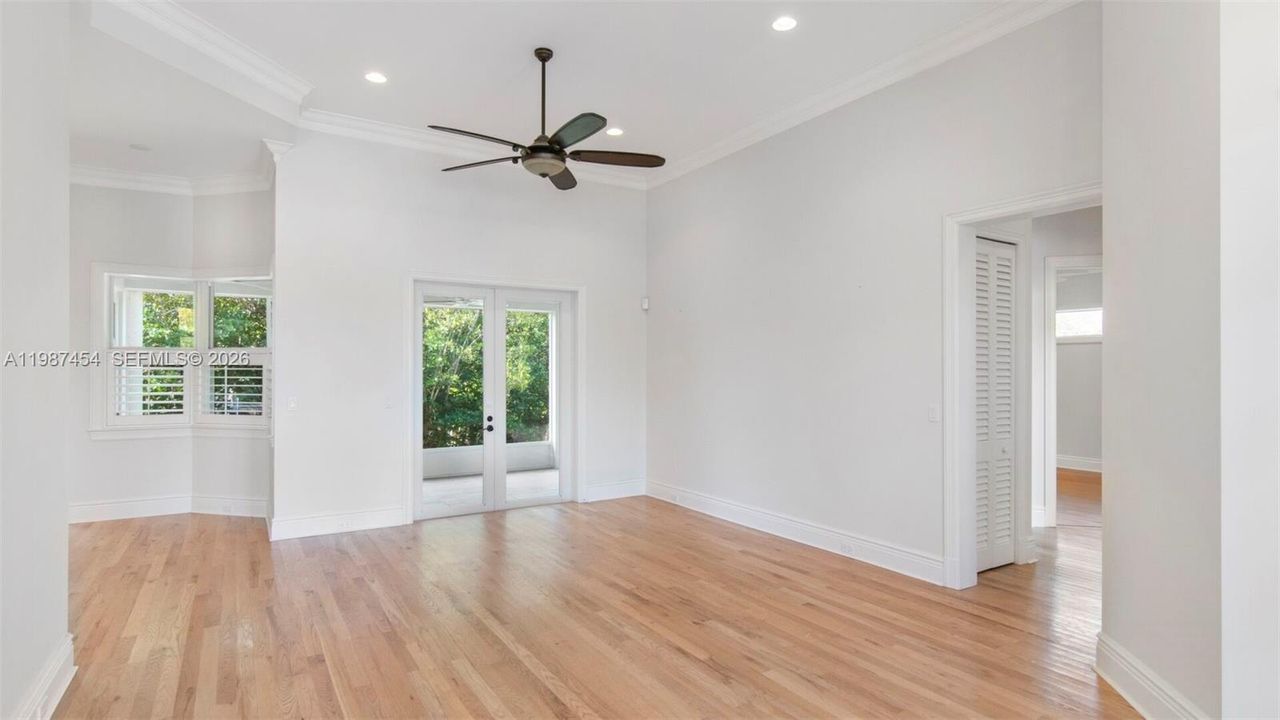 For Sale: $1,595,000 (4 beds, 3 baths, 2501 Square Feet)