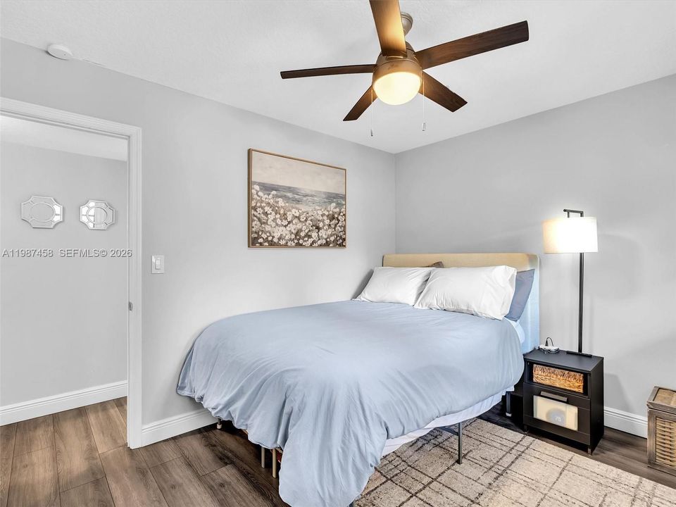 Active With Contract: $300,000 (3 beds, 2 baths, 1155 Square Feet)
