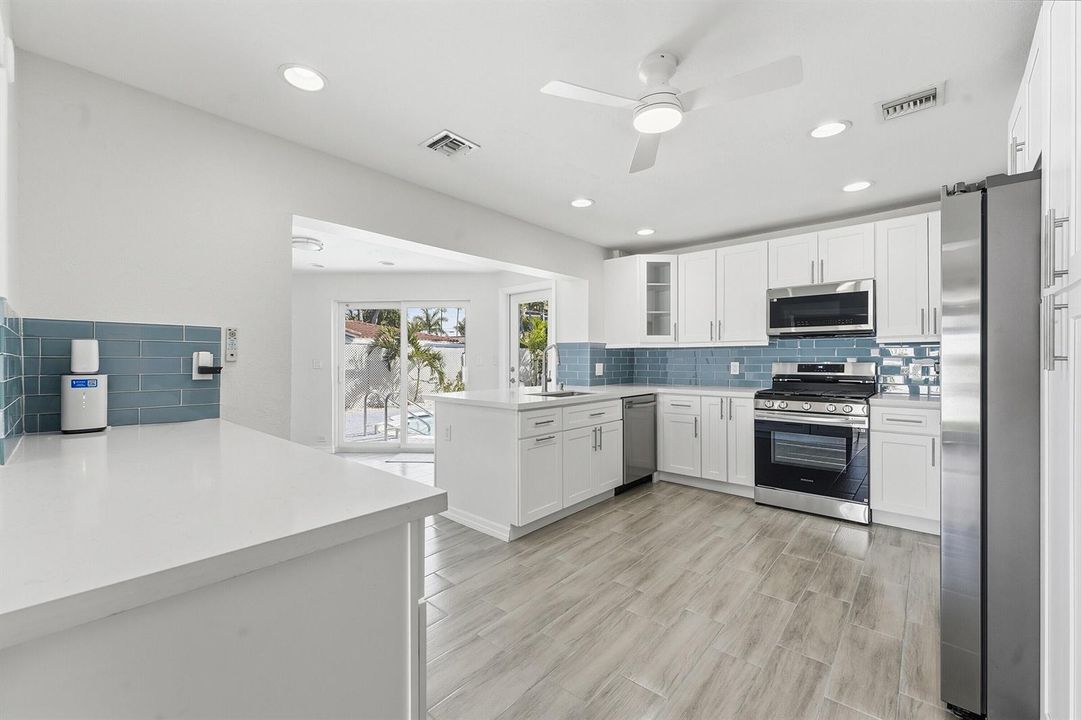 KITCHEN