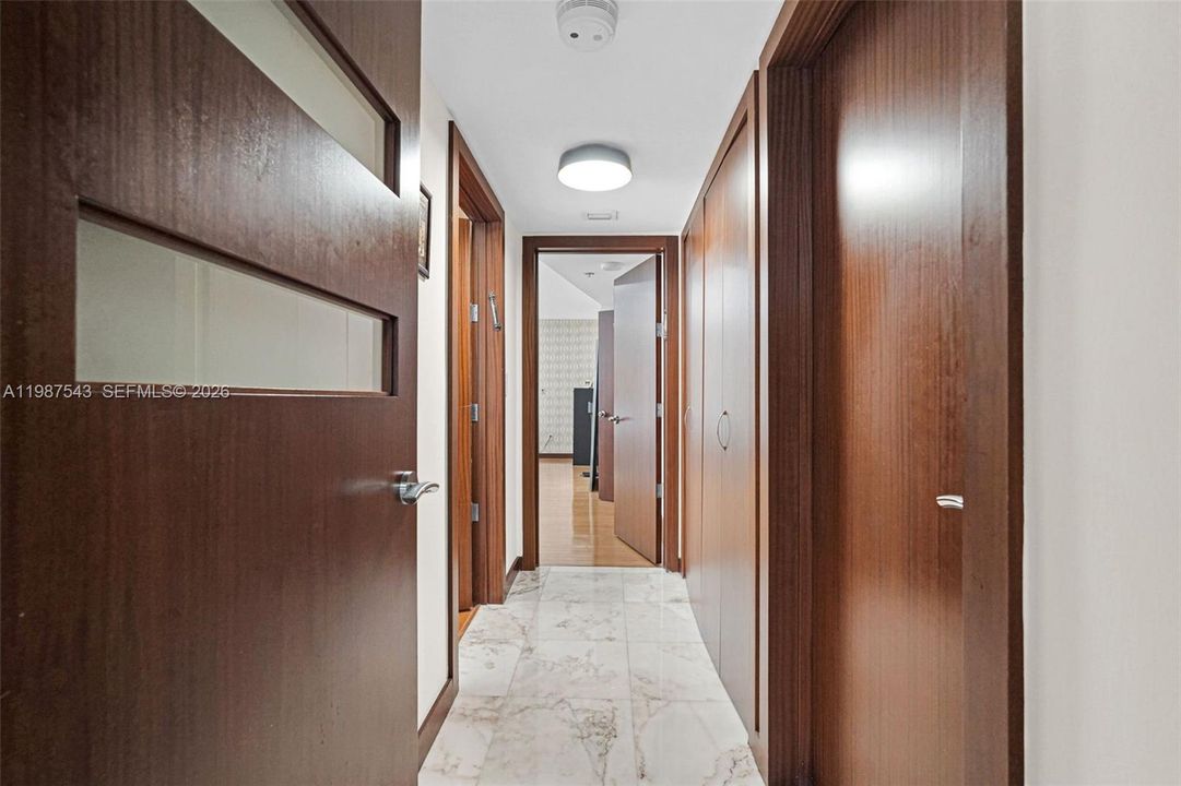 На продажу: $1,399,000 (2 спален, 2 ванн, 1967 Квадратных фут)