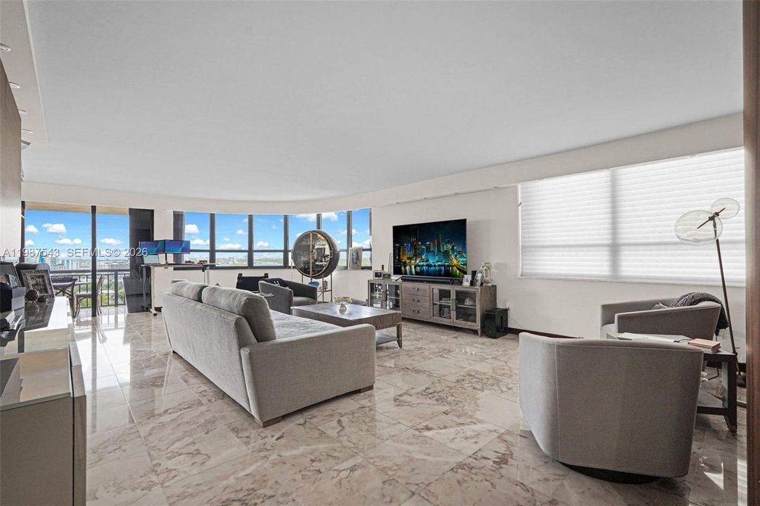 На продажу: $1,399,000 (2 спален, 2 ванн, 1967 Квадратных фут)