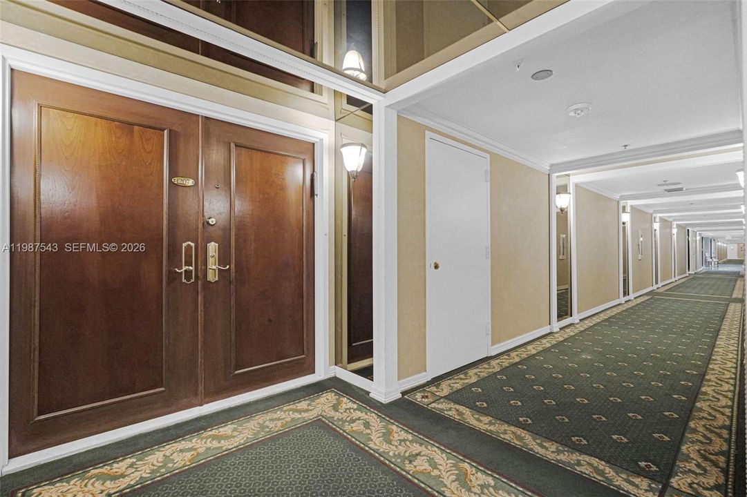 На продажу: $1,399,000 (2 спален, 2 ванн, 1967 Квадратных фут)