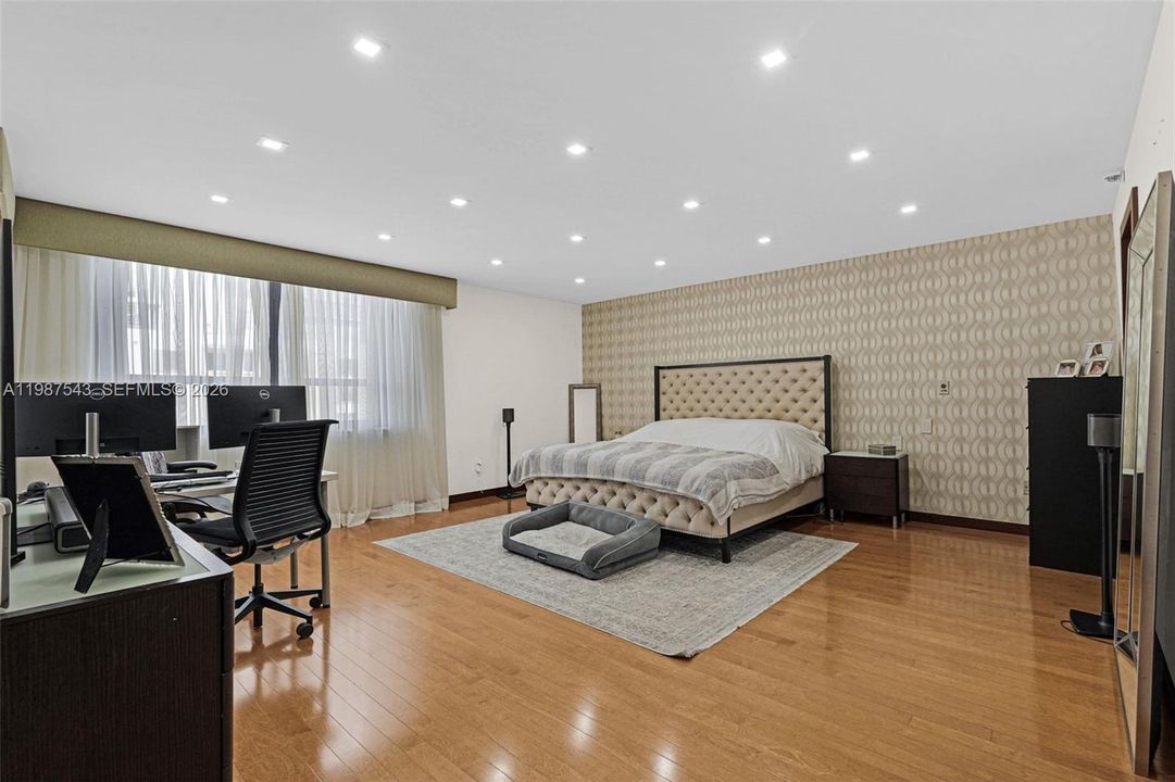 На продажу: $1,399,000 (2 спален, 2 ванн, 1967 Квадратных фут)