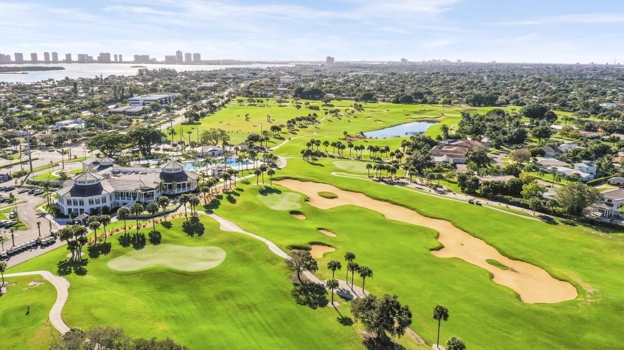 North Palm Beach Country Club