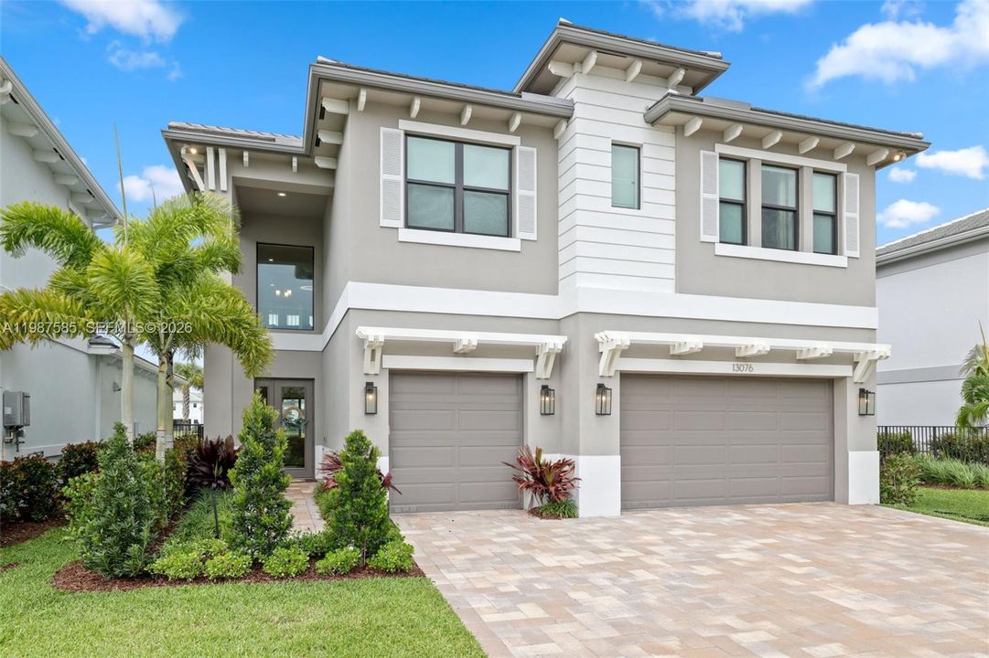 Active With Contract: $7,500 (5 beds, 5 baths, 3704 Square Feet)