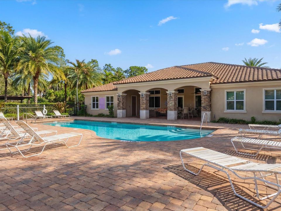 51-15826 Binks Pointe Ter
