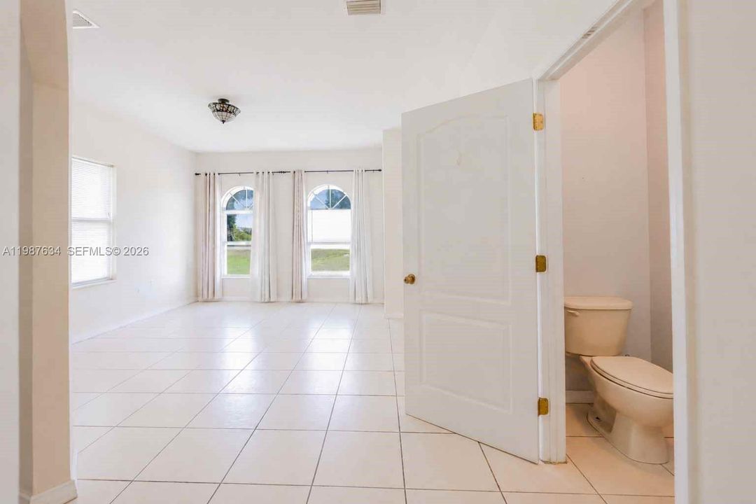 На продажу: $389,900 (3 спален, 2 ванн, 1630 Квадратных фут)