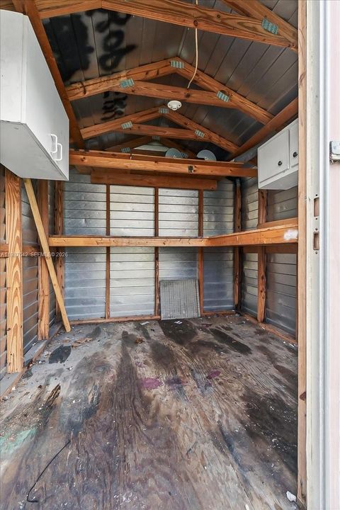 For Sale: $159,000 (2 beds, 2 baths, 1170 Square Feet)