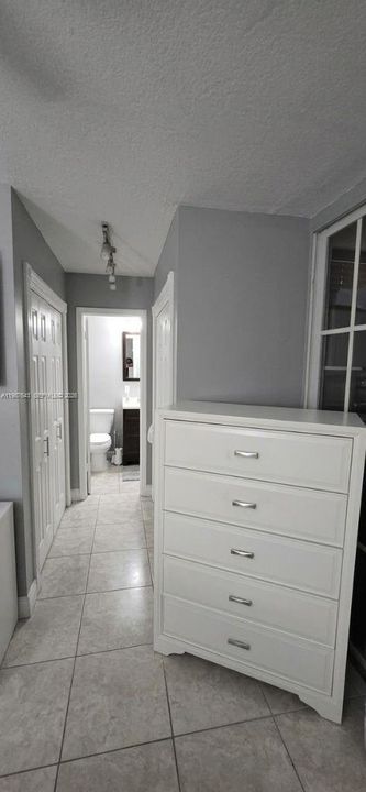 На продажу: $345,000 (3 спален, 2 ванн, 1326 Квадратных фут)