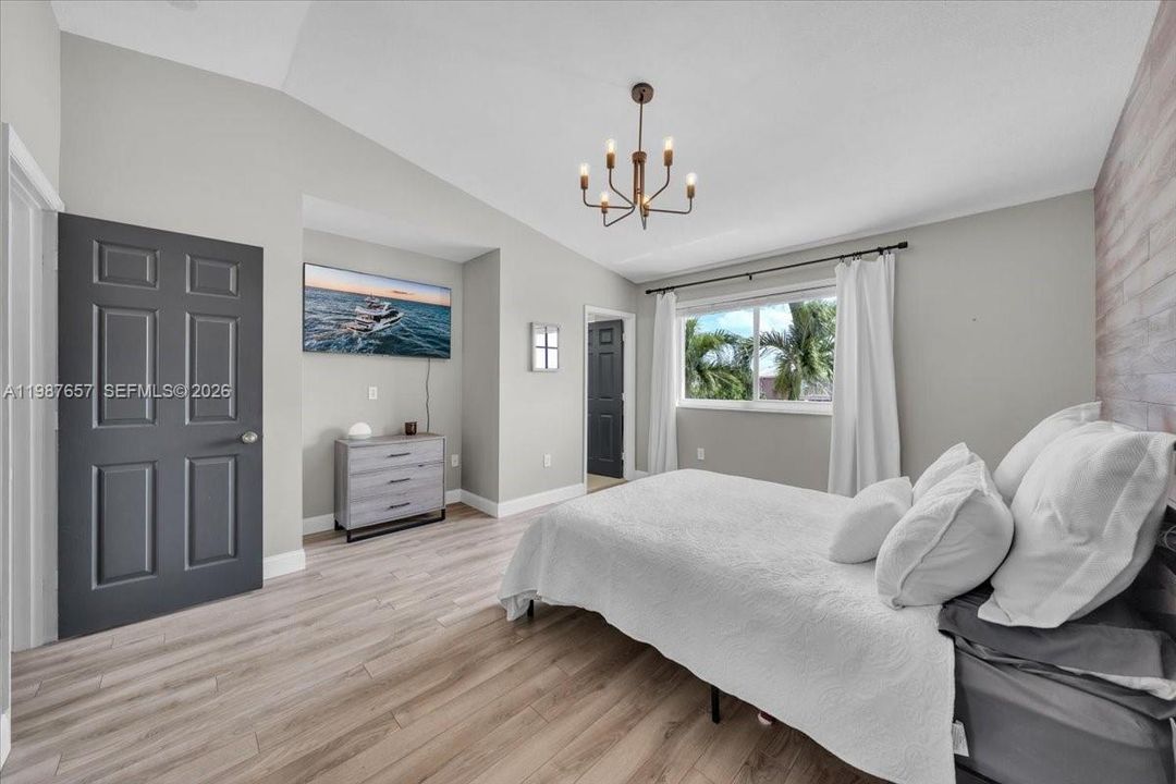 На продажу: $479,000 (2 спален, 2 ванн, 1160 Квадратных фут)