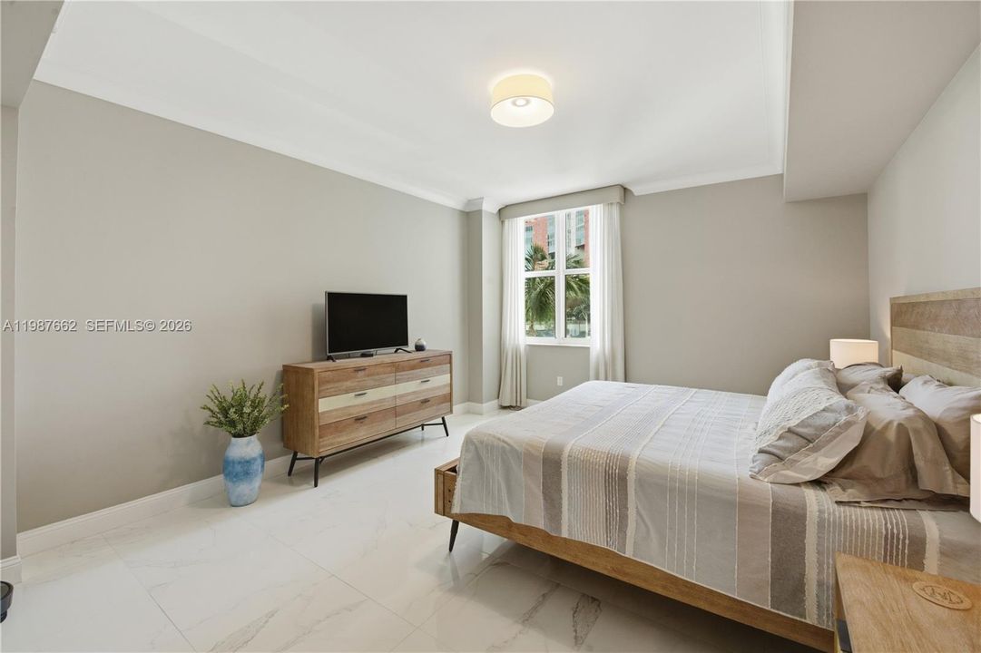 For Sale: $789,000 (3 beds, 2 baths, 1866 Square Feet)